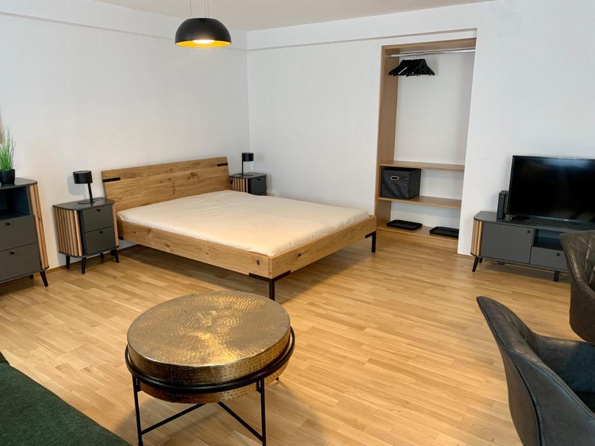 Air-Conditioned, Quiet Apartment With A Terrace In Center Of St Poelten - Smart Tv Ζανκτ Πέλτεν Εξωτερικό φωτογραφία